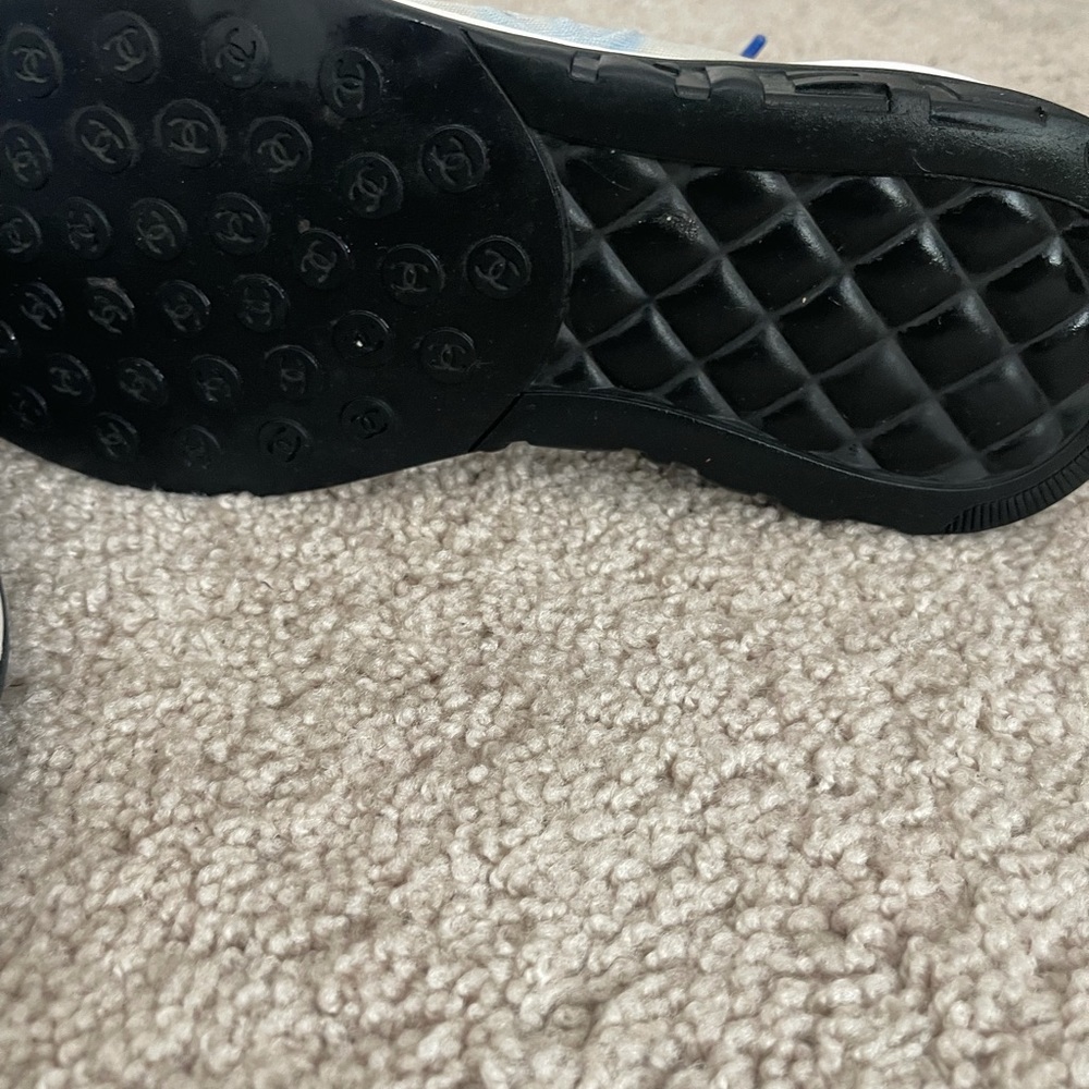 CHANEL
Calfskin Mesh Lyrca Womens Logo - Picture 4 of 6